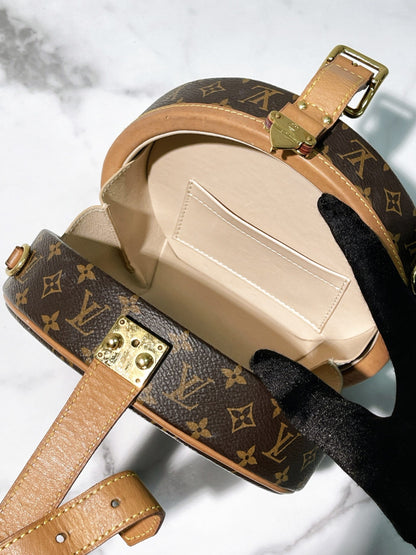 LV PETITE BOITE CHAPEAU