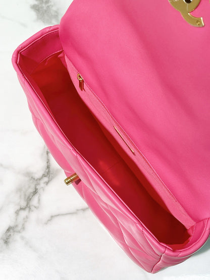 CHANEL 19 BAG
