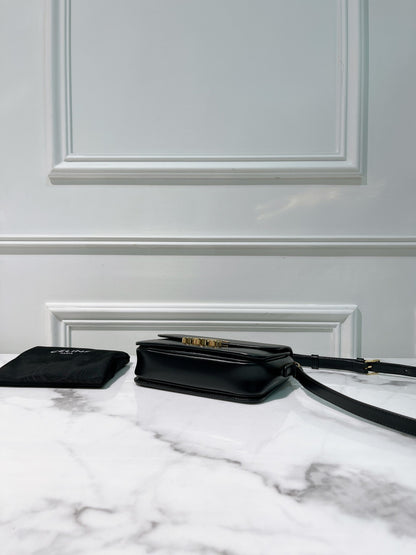 CELINE TEEN TRIOMPHE BAG