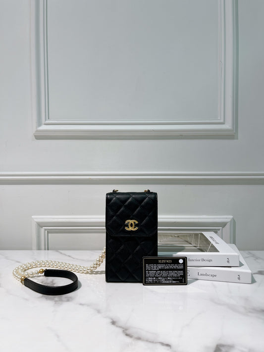 CHANEL 21S PHONE POUCH