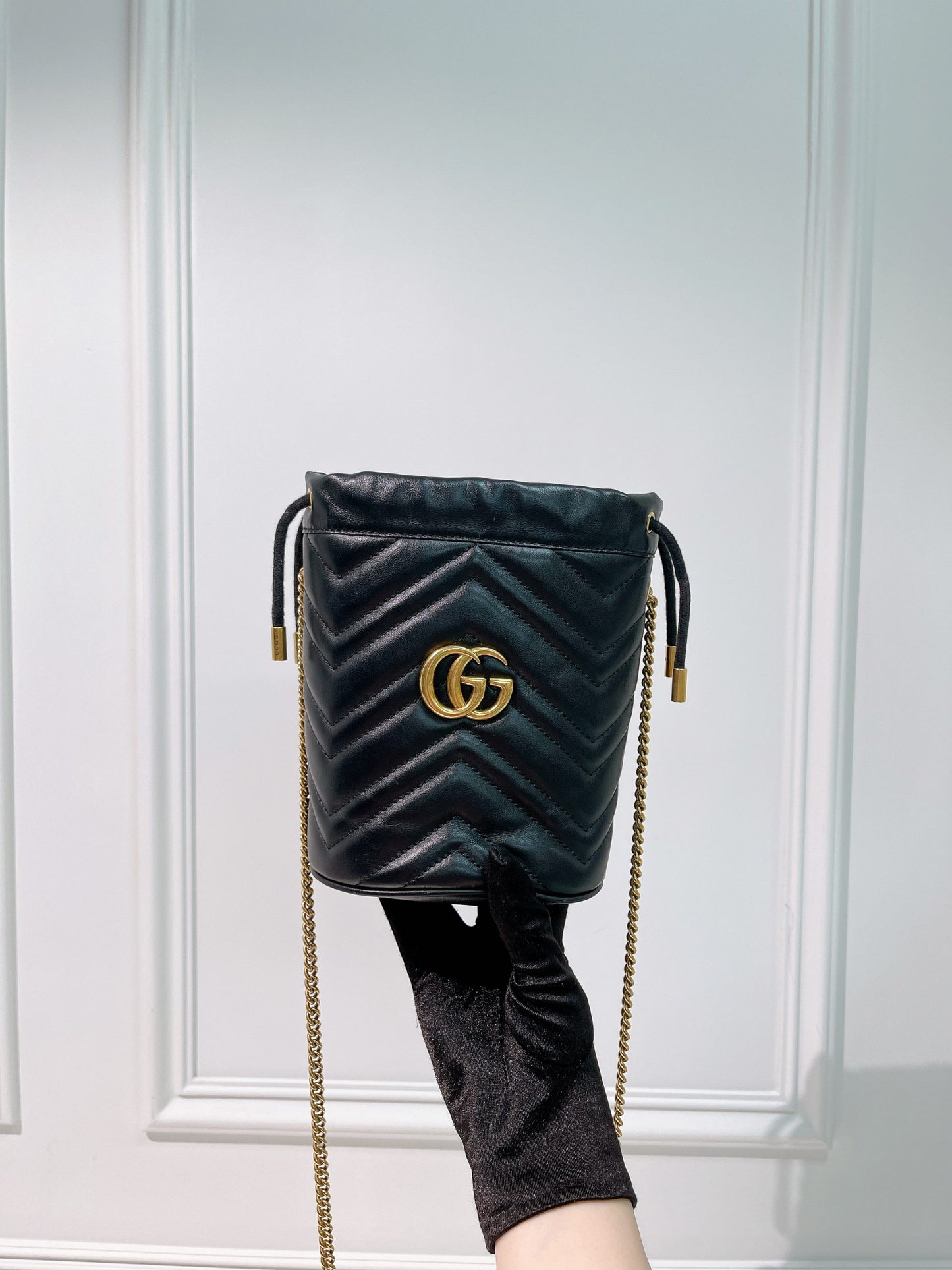 GUCCI MARMONT BUCKET