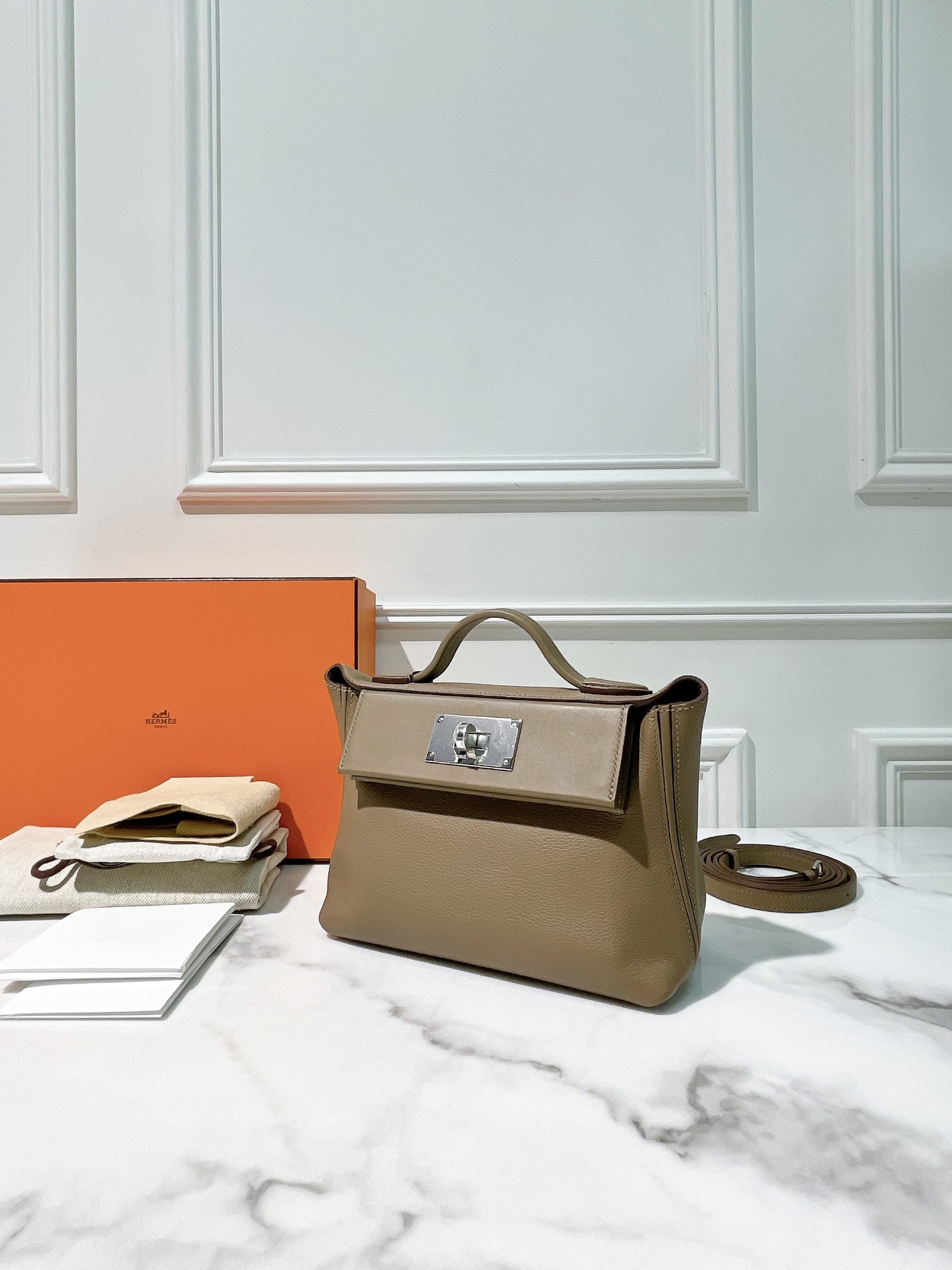 HERMES MINI 2424, ETOUPE/SILVER