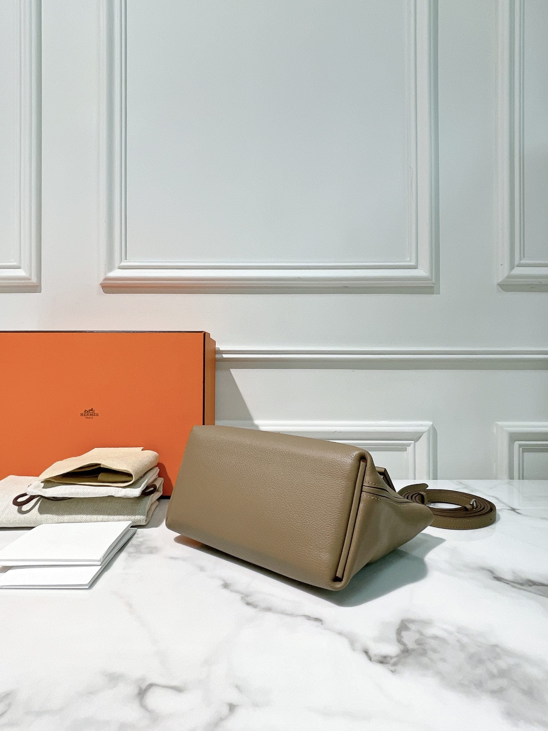 HERMES MINI 2424, ETOUPE/SILVER