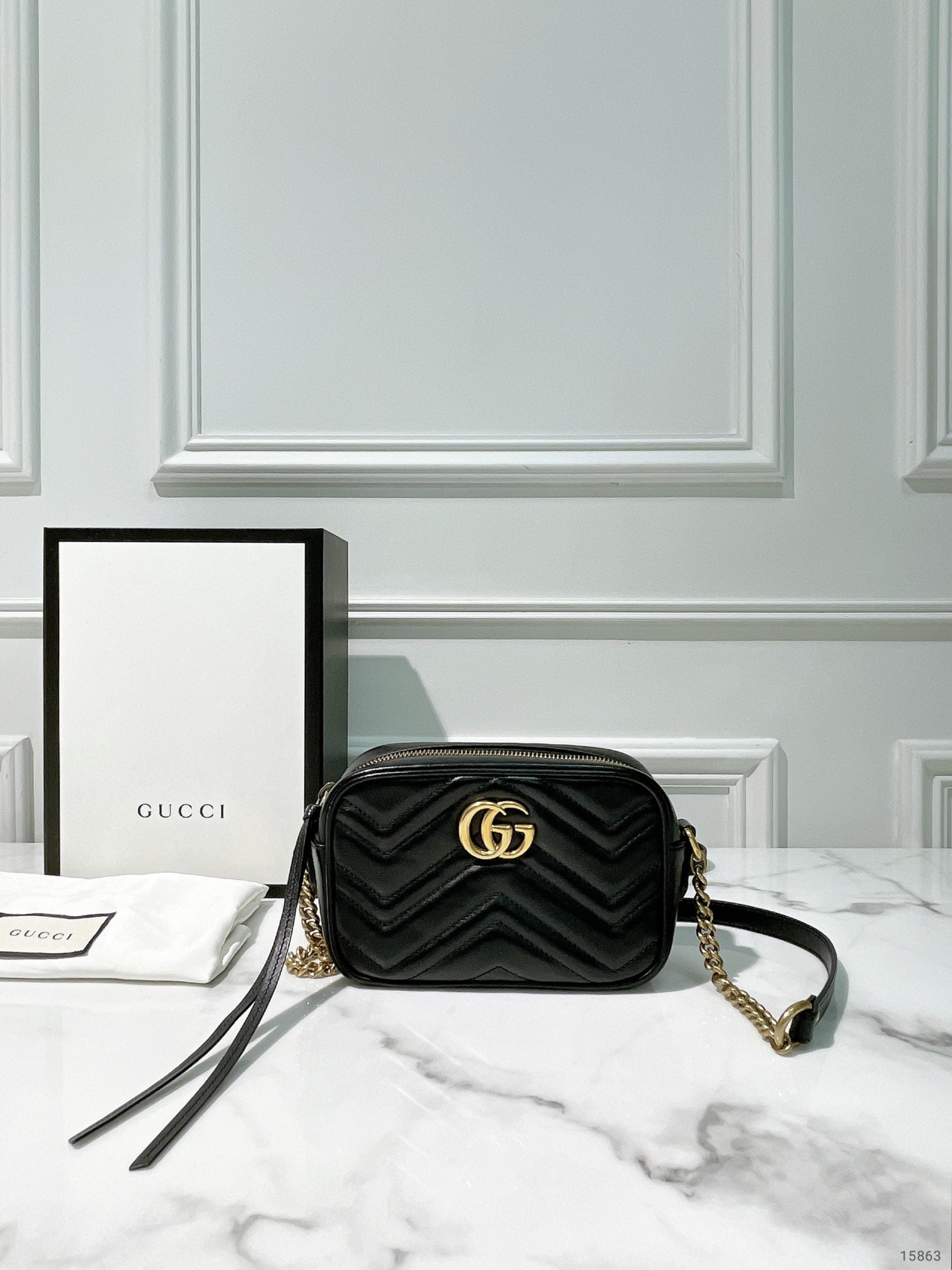 GUCCI MARMONT MINI CAMERA BAG