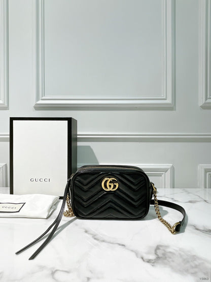 GUCCI MARMONT MINI CAMERA BAG