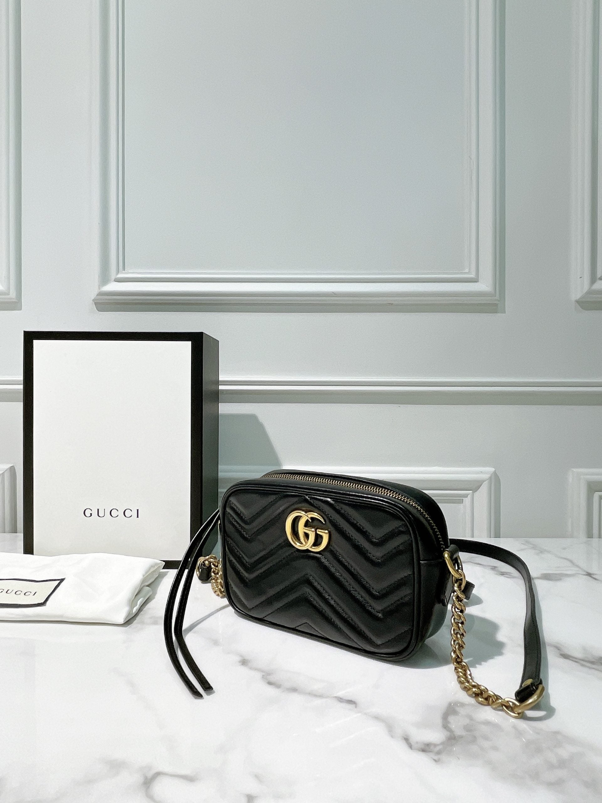 GUCCI MARMONT MINI CAMERA BAG