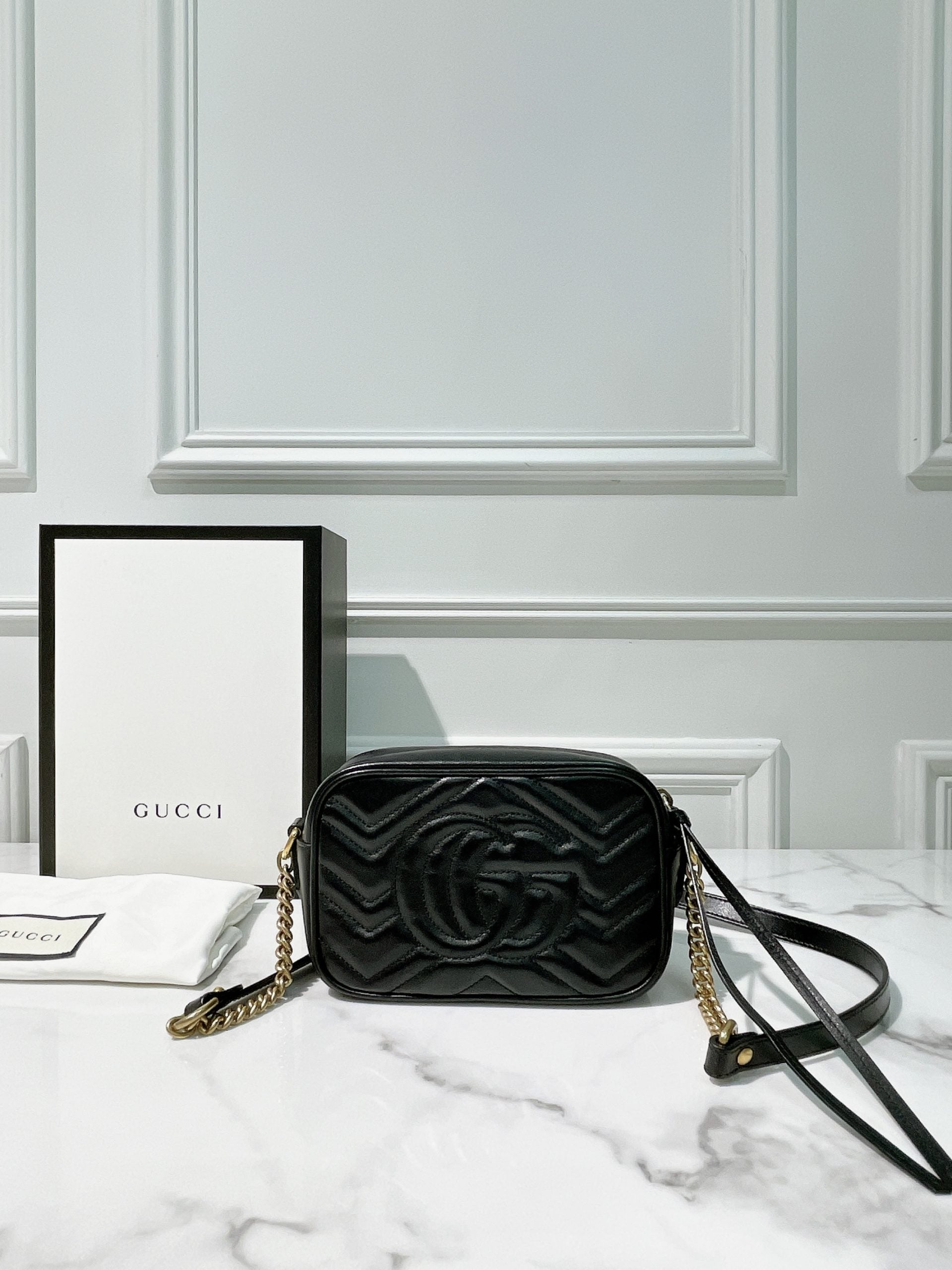 GUCCI MARMONT MINI CAMERA BAG