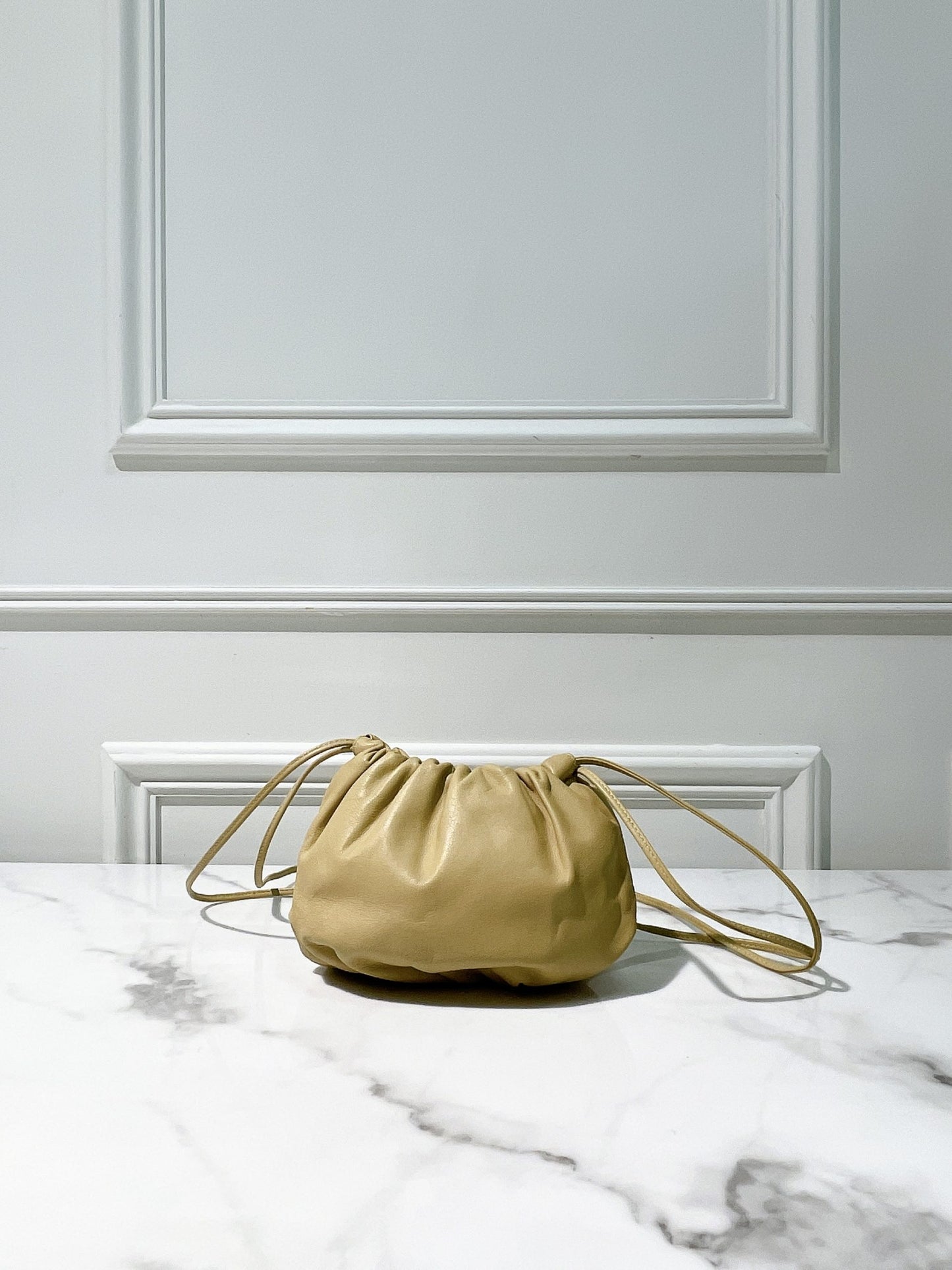 BOTTEGA VENETA MINI BULB