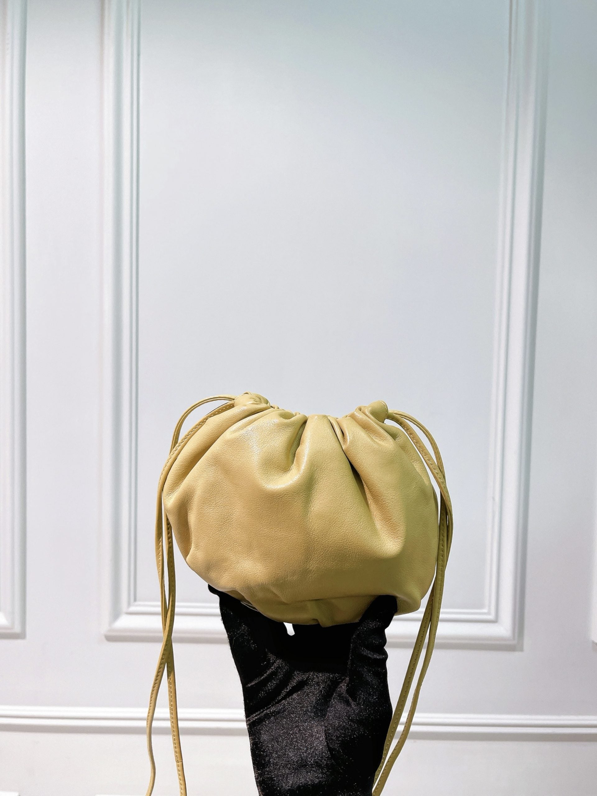 BOTTEGA VENETA MINI BULB