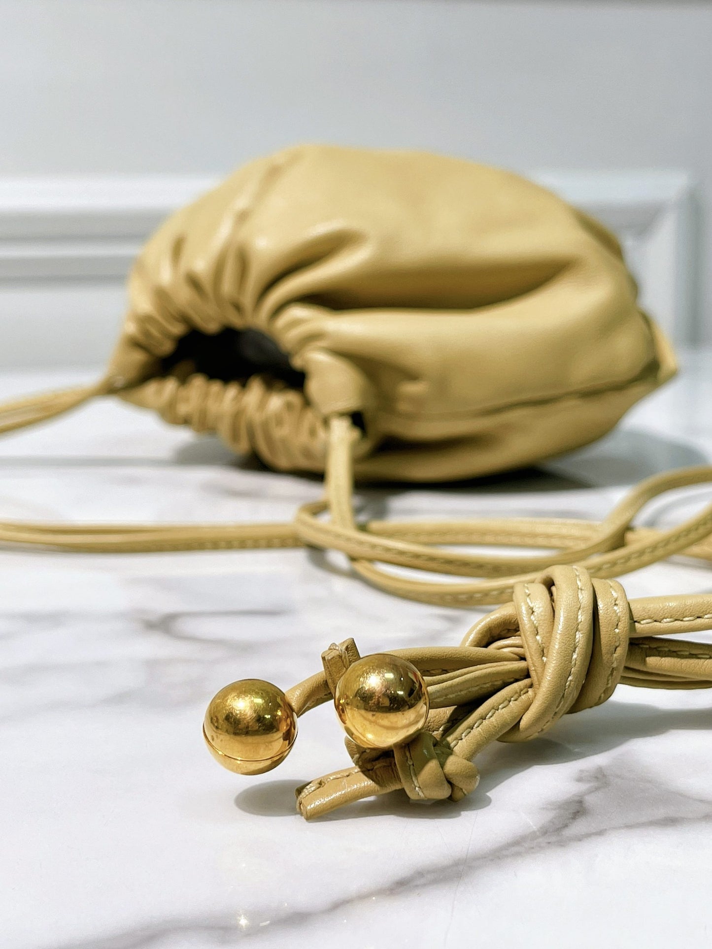 BOTTEGA VENETA MINI BULB