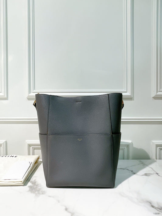 CELINE SANGLE BUCKET BAG
