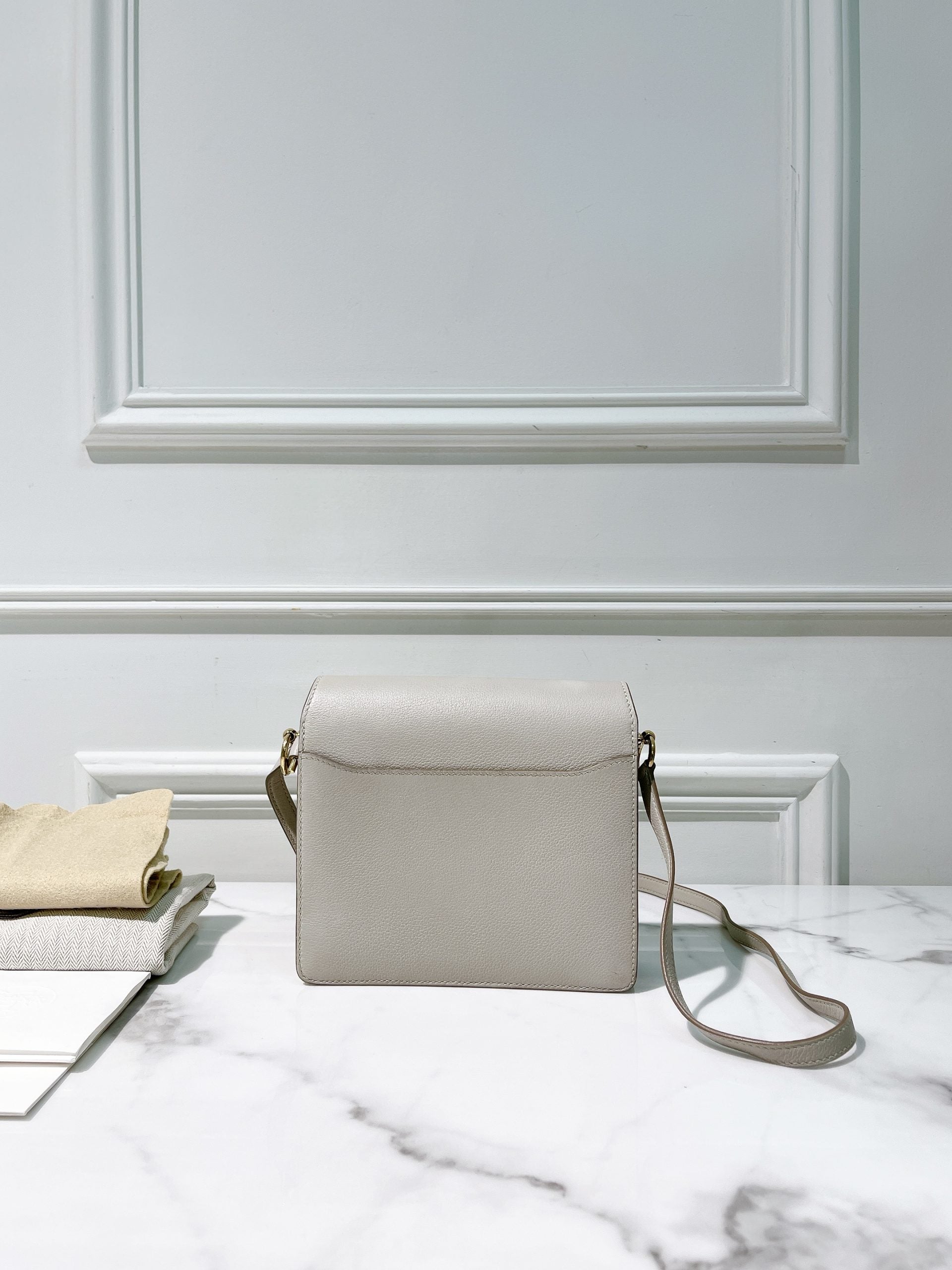 HERMES ROULIS MINI, GRIS PERLE/GOLD