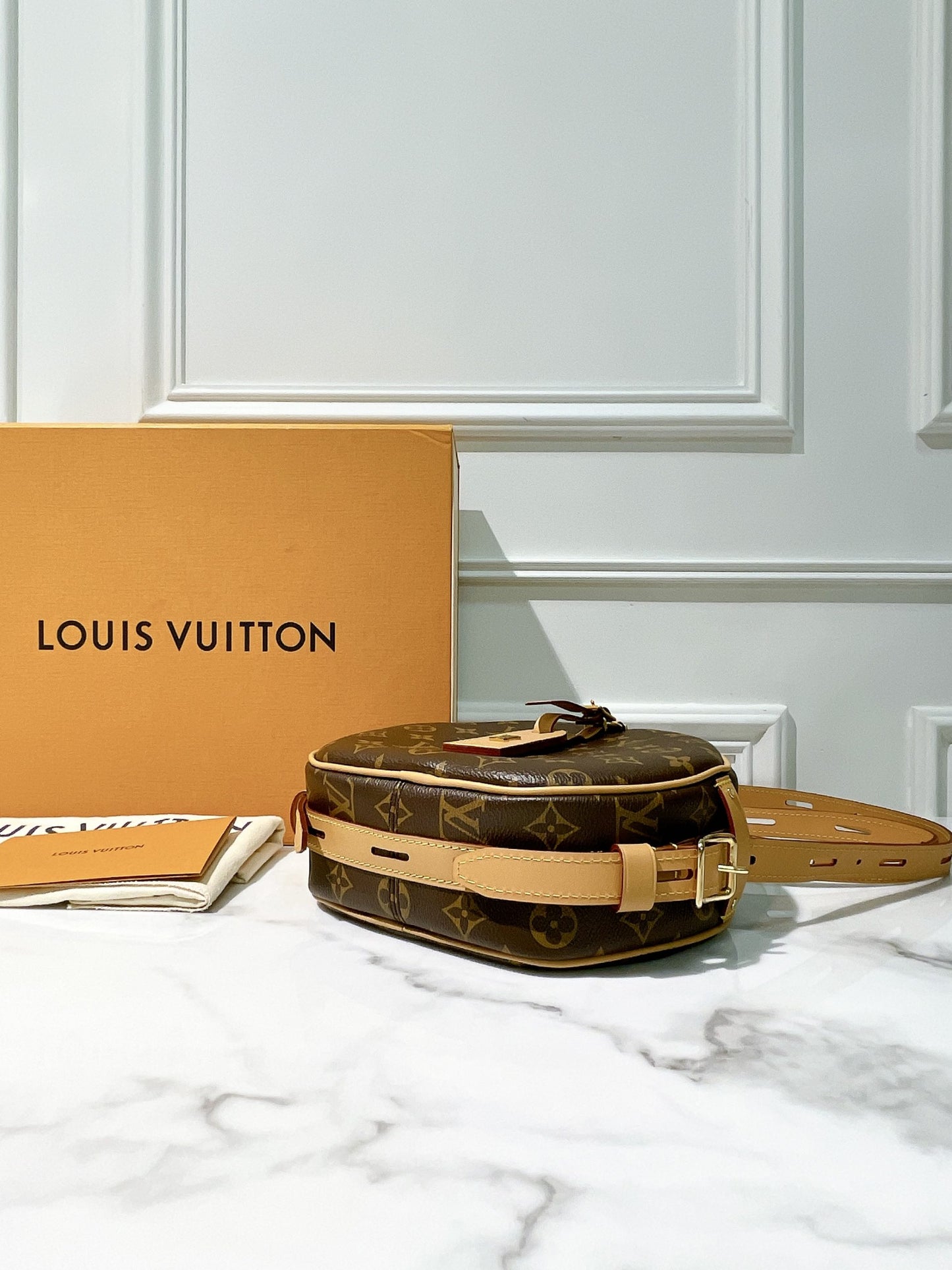 LV BOITE CHAPEAU SOUPLE MM