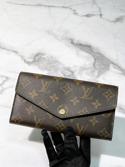 LV SARAH WALLET