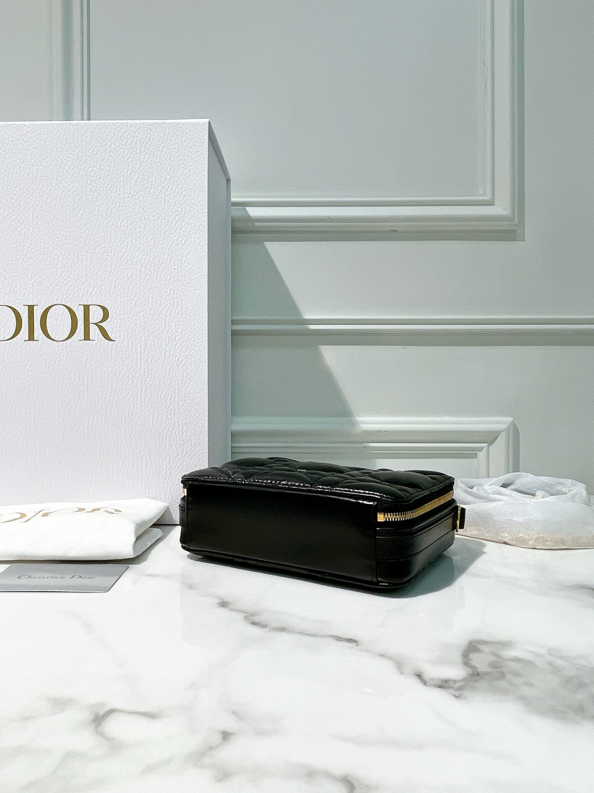 DIOR CARO BOX, BLACK/GOLD