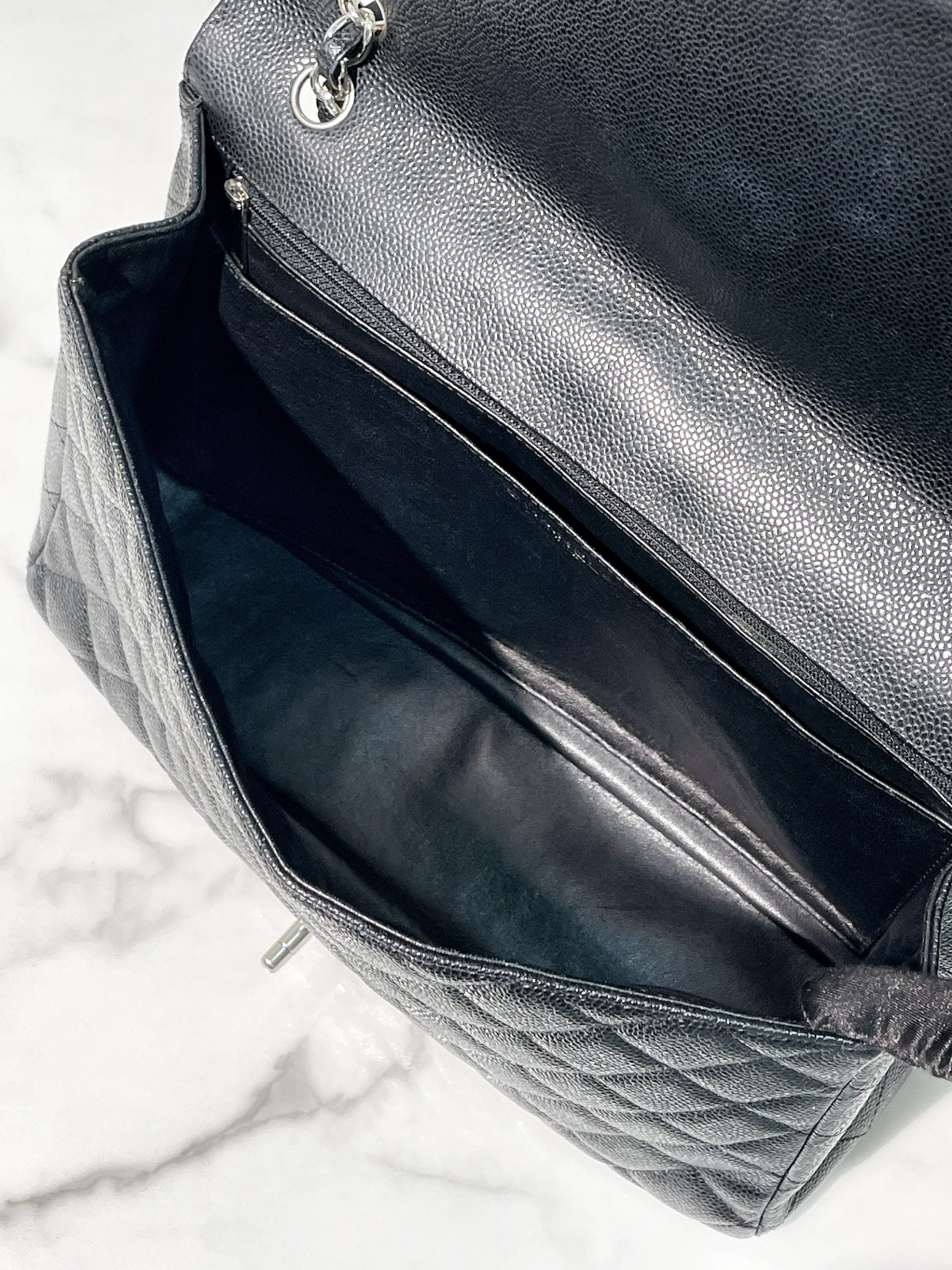 CHANEL CLASSIC FLAP MAXI, BLACK/SILVER