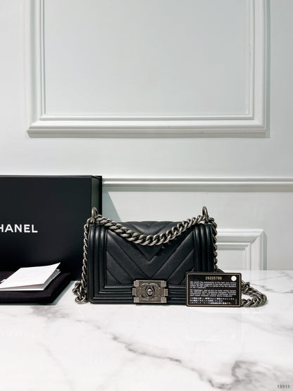 CHANEL LEBOY SMALL, BLACK/SILVER