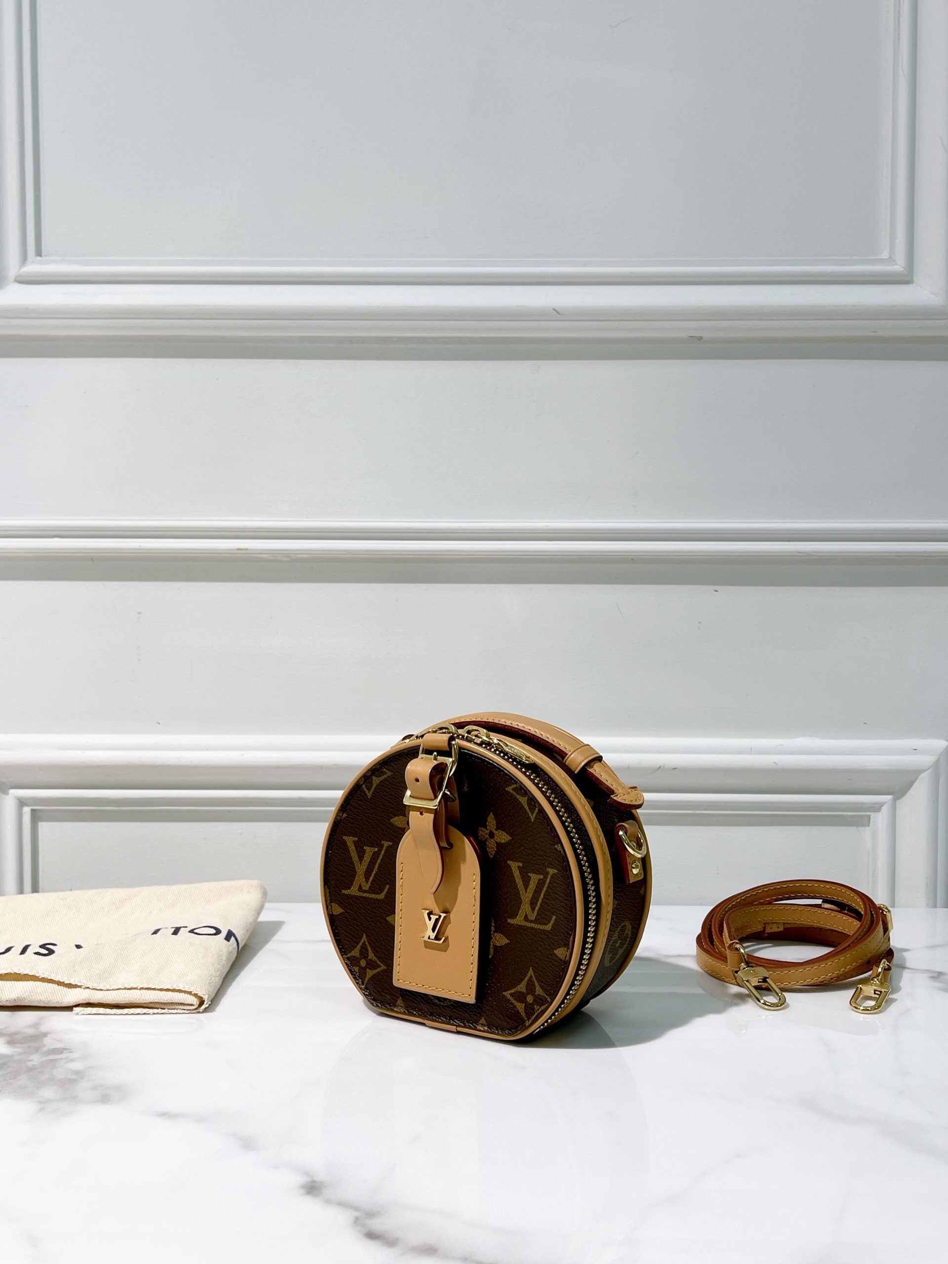 LV MINI BOITE CHAPEAU, Monogram