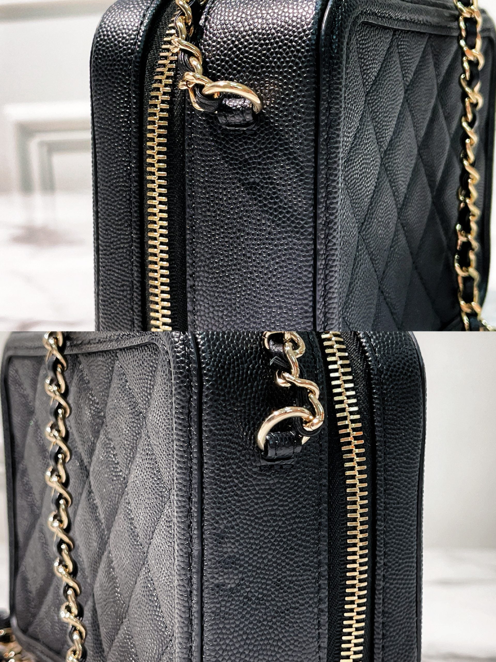 CHANEL SMALL VANITY CASE, Black/Gold