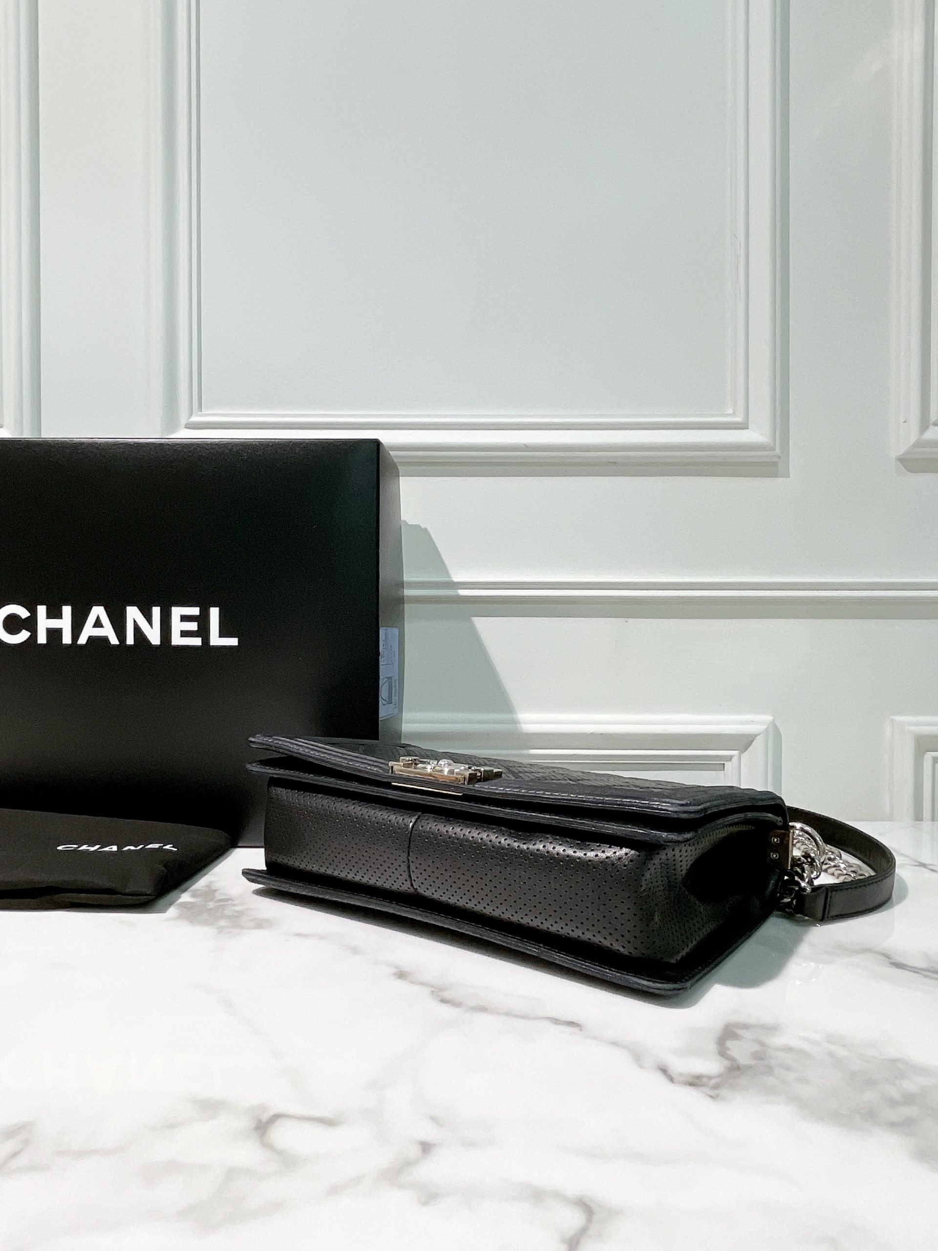 CHANEL LEBOY LARGE, Black/Silver