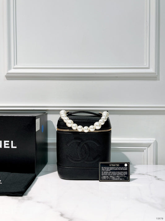 CHANEL VINTAGE CASE, Black/Gold
