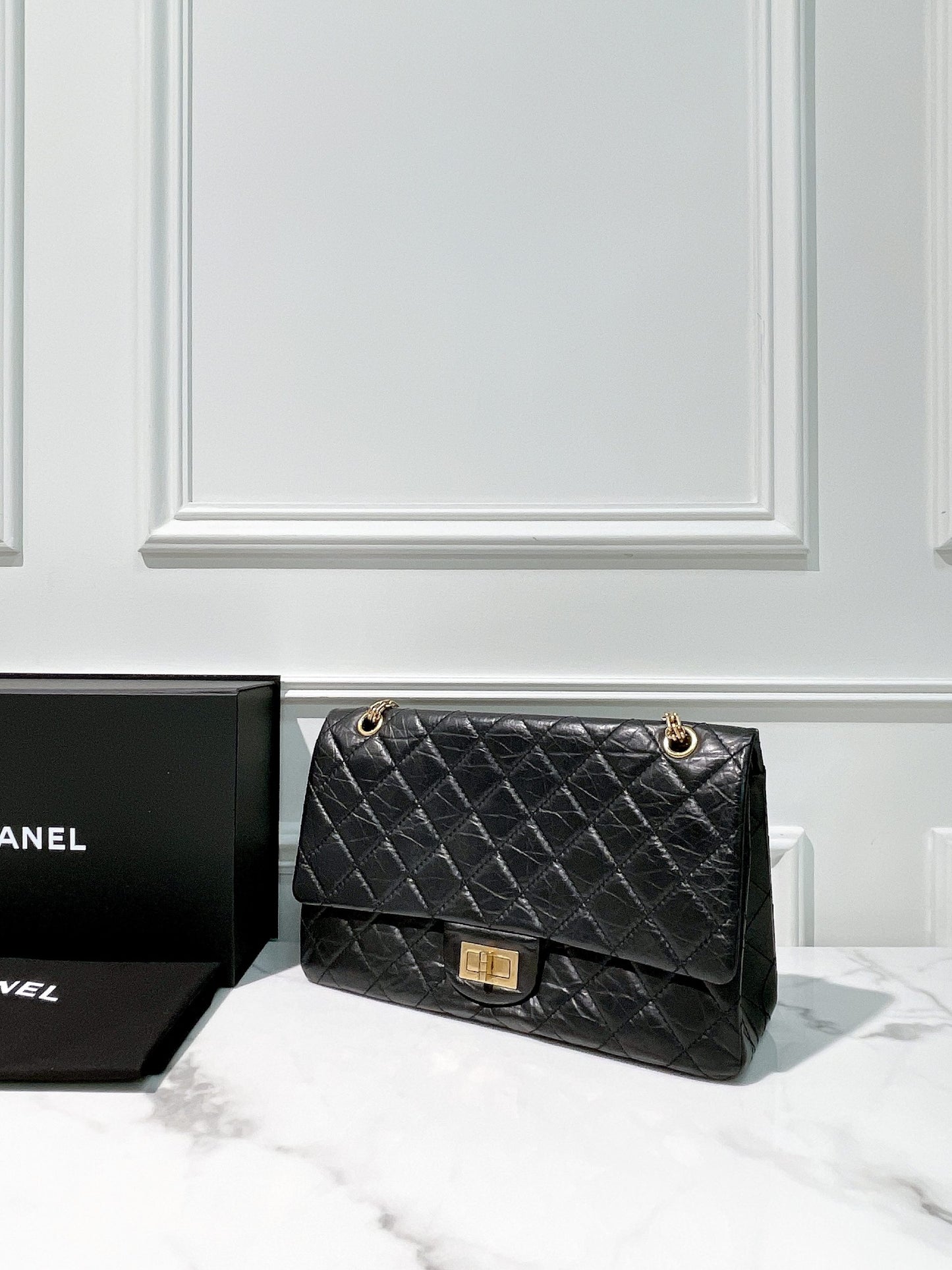 CHANEL MAXI 2.55 HANDBAG, Black/Gold