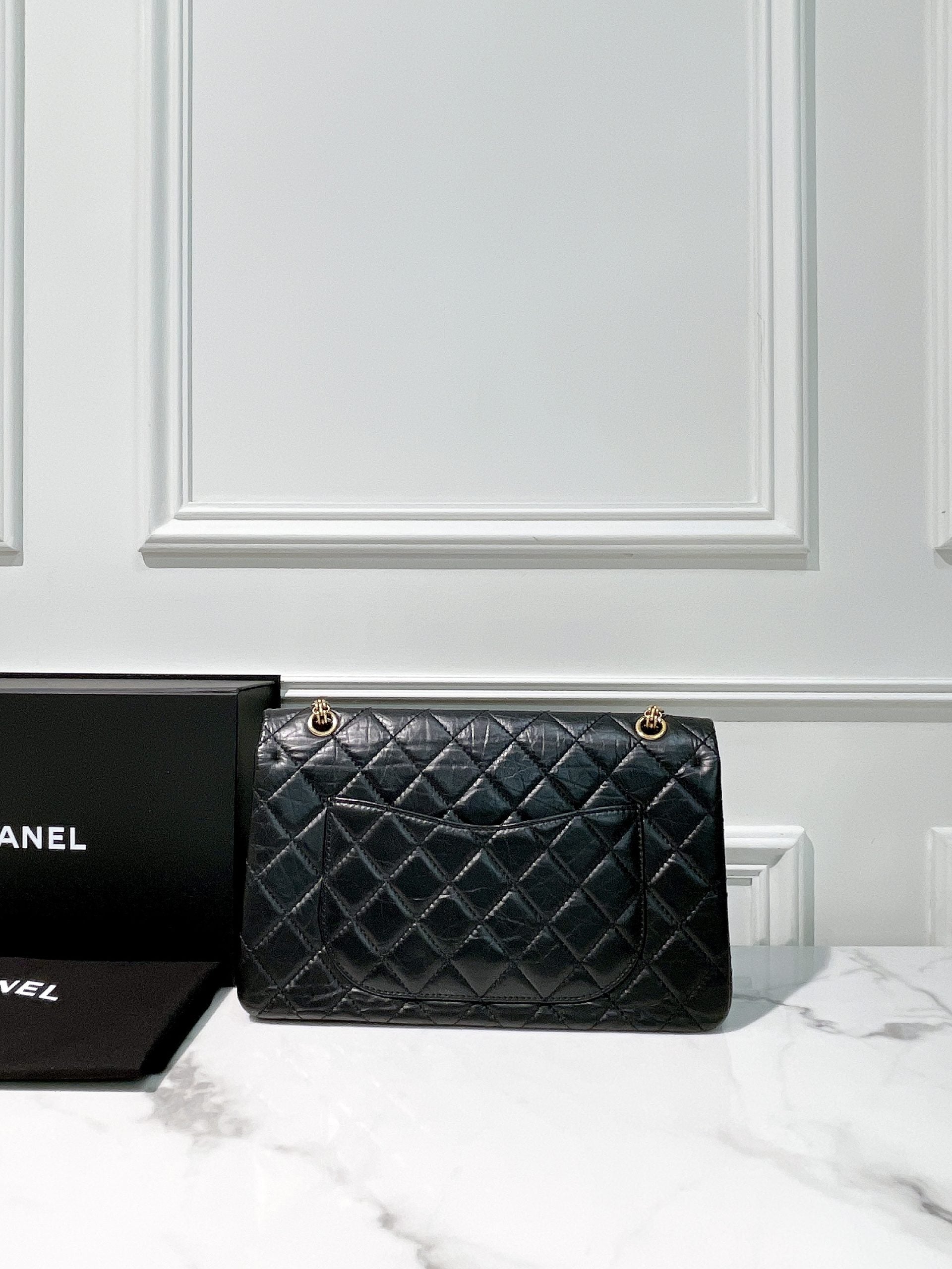CHANEL MAXI 2.55 HANDBAG, Black/Gold