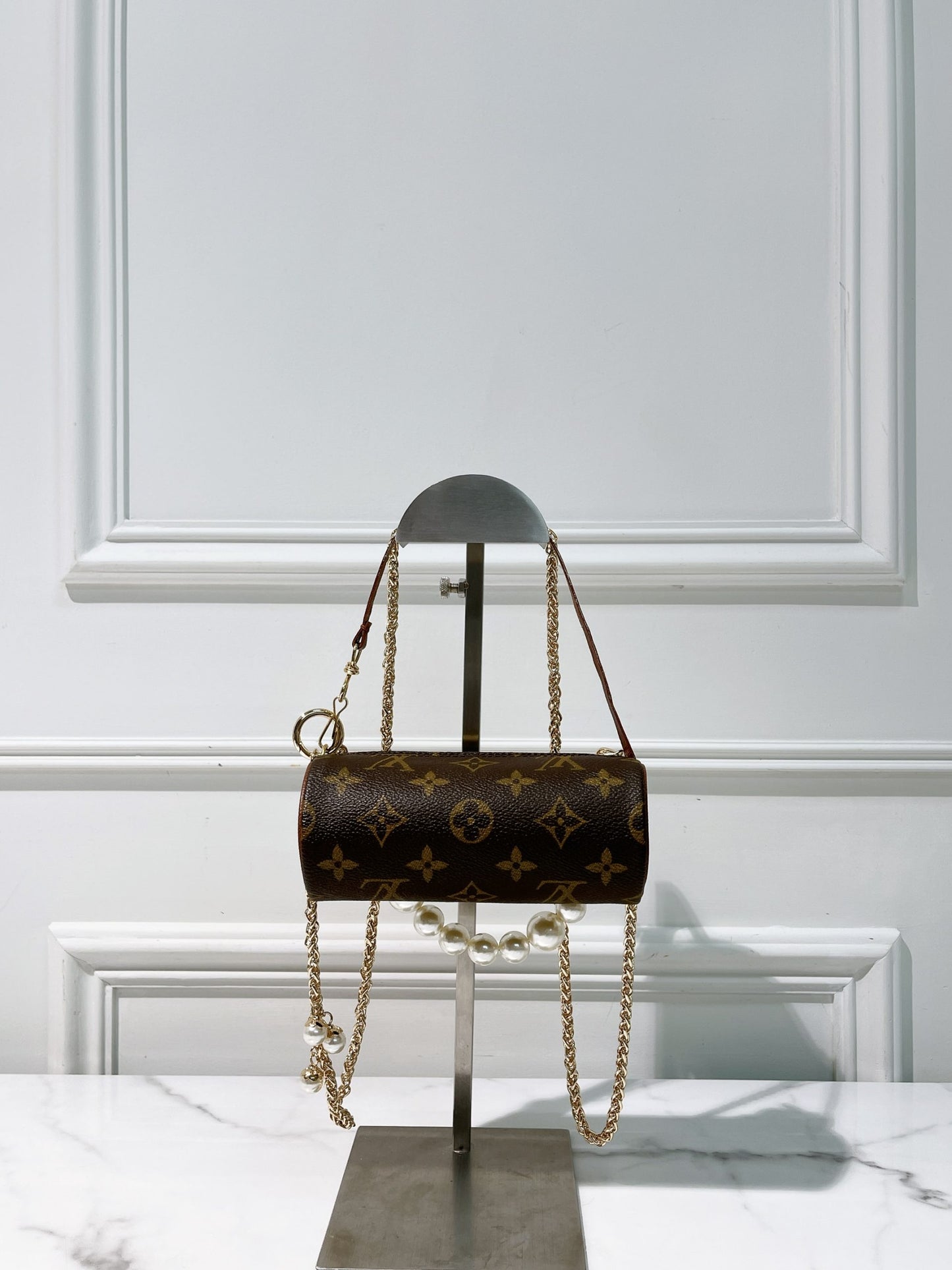 LV VINTAGE ROLLER, Monogram