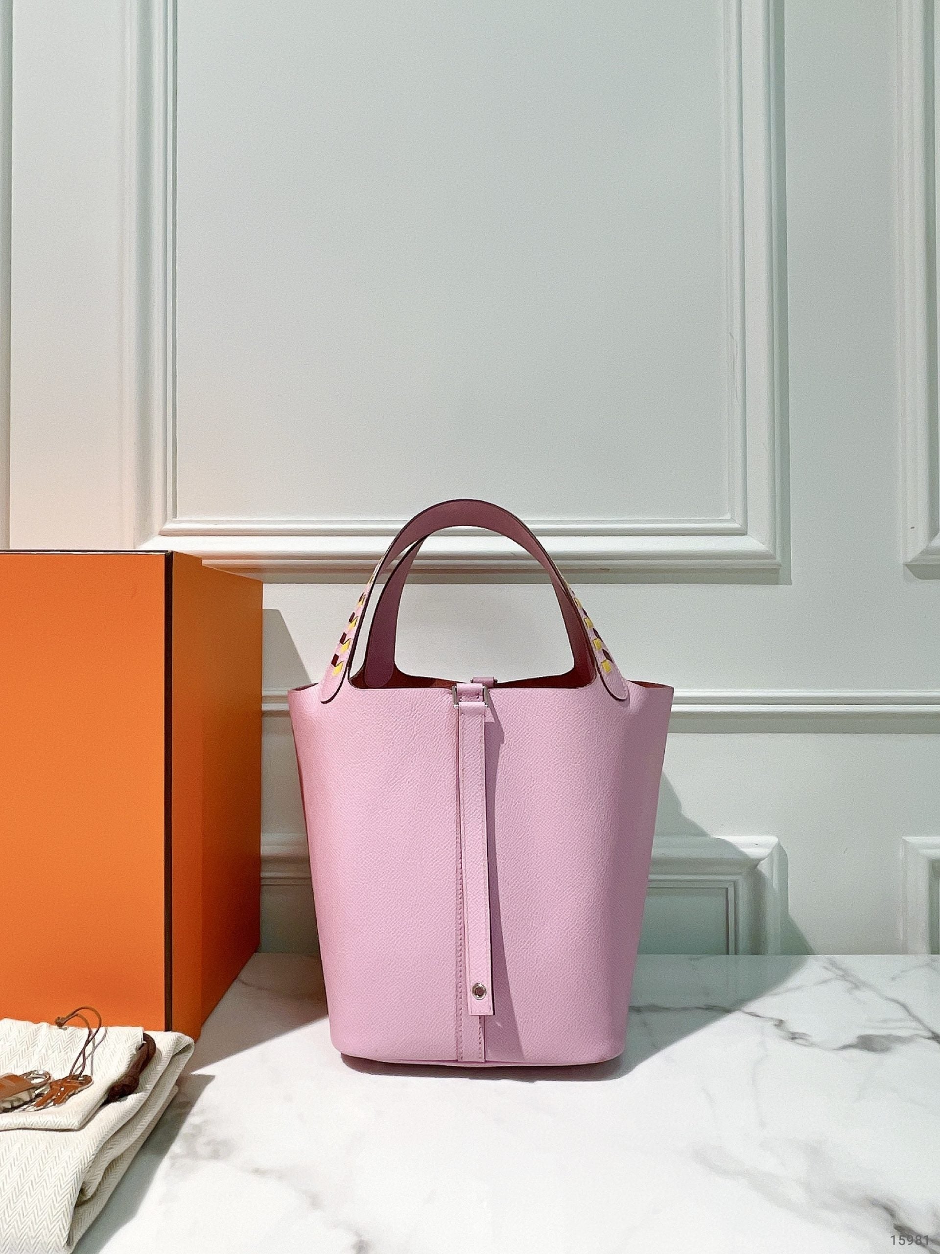 HERMES PICOTIN 22, Mauve Sylvestre/Silver