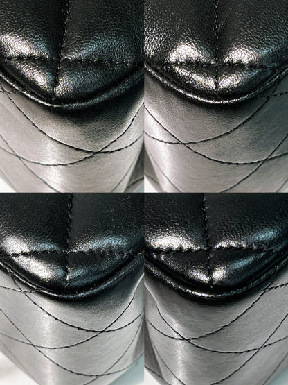 CHANEL JUMBO CLASSIC FLAP, Black/Gold