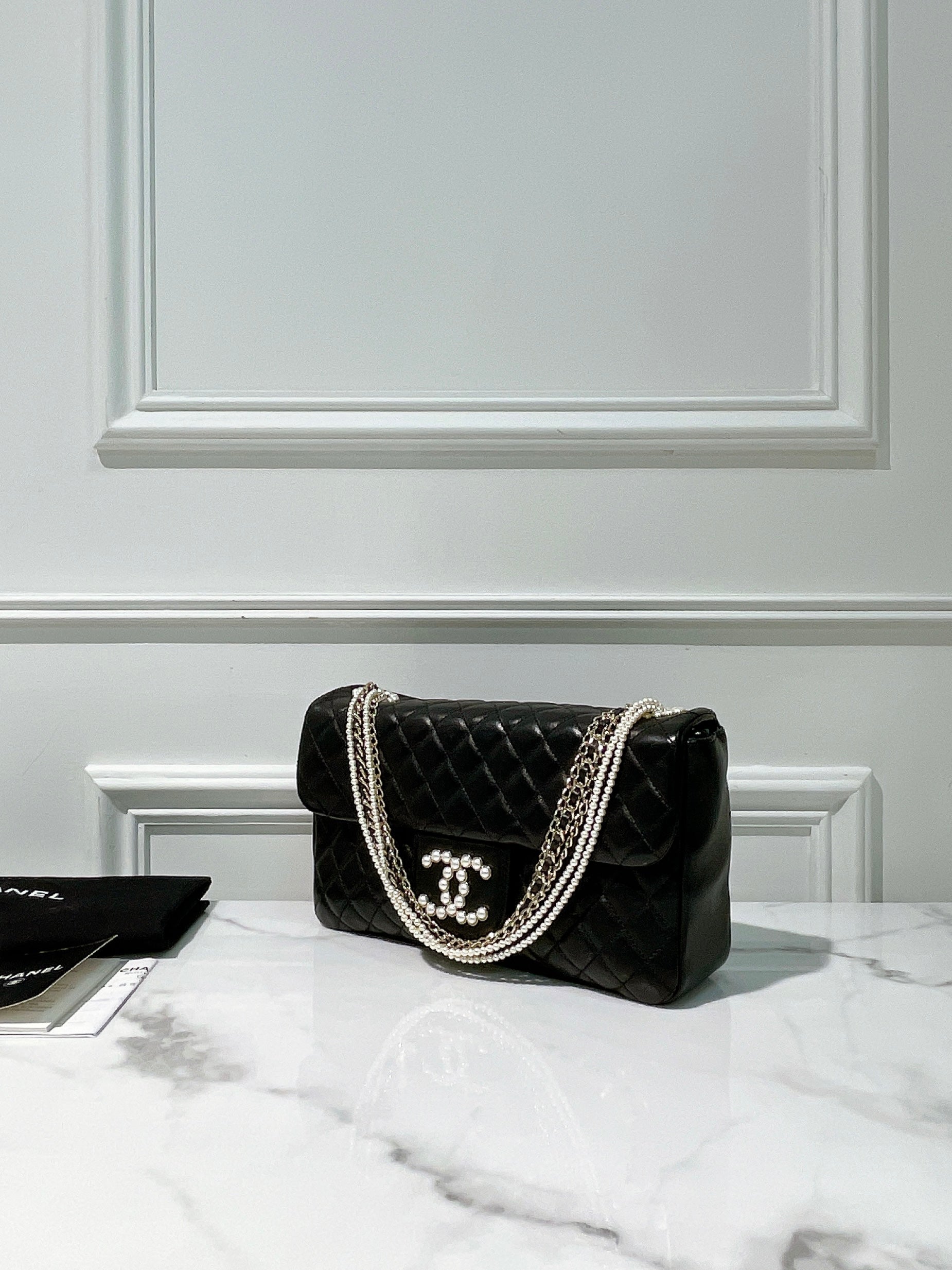 CHANEL WESTMINSTER FLAP, Black/Gold