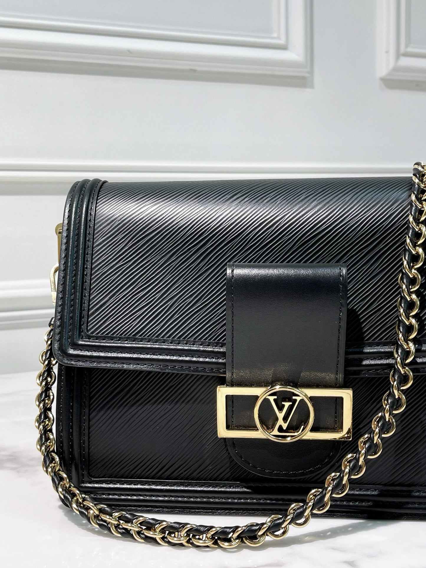 LV DAUPHINE MM, Black/Gold