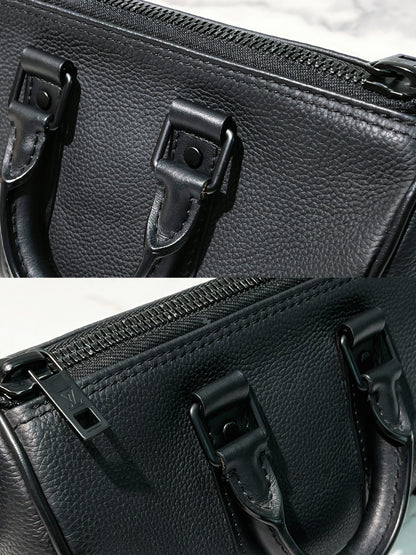 LV KEEPALL XS, So Black