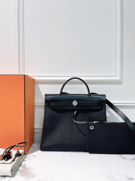 HERMES HERBAG 31, Noir/Noir/Silver