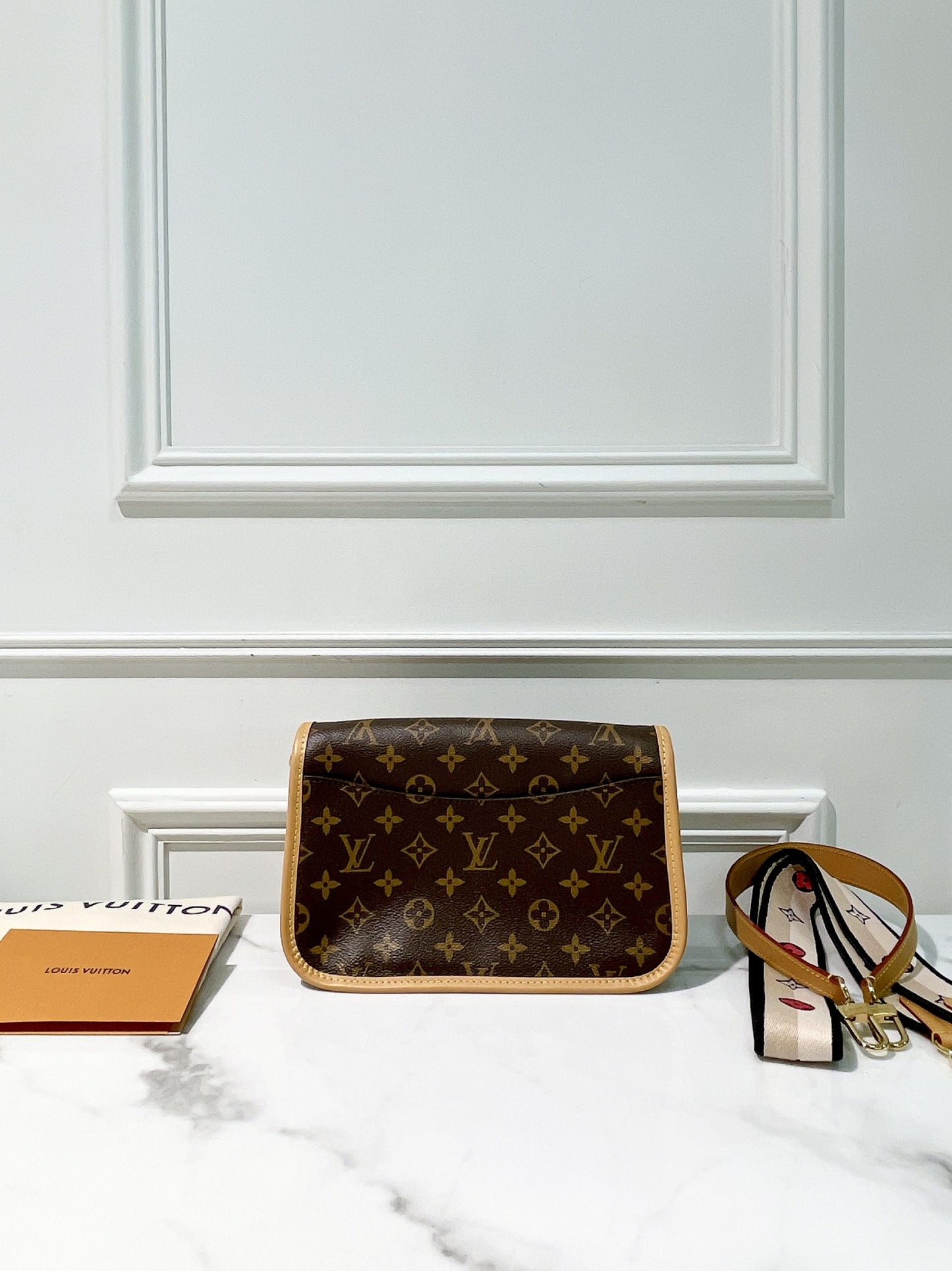 LV DIANE, Monogram