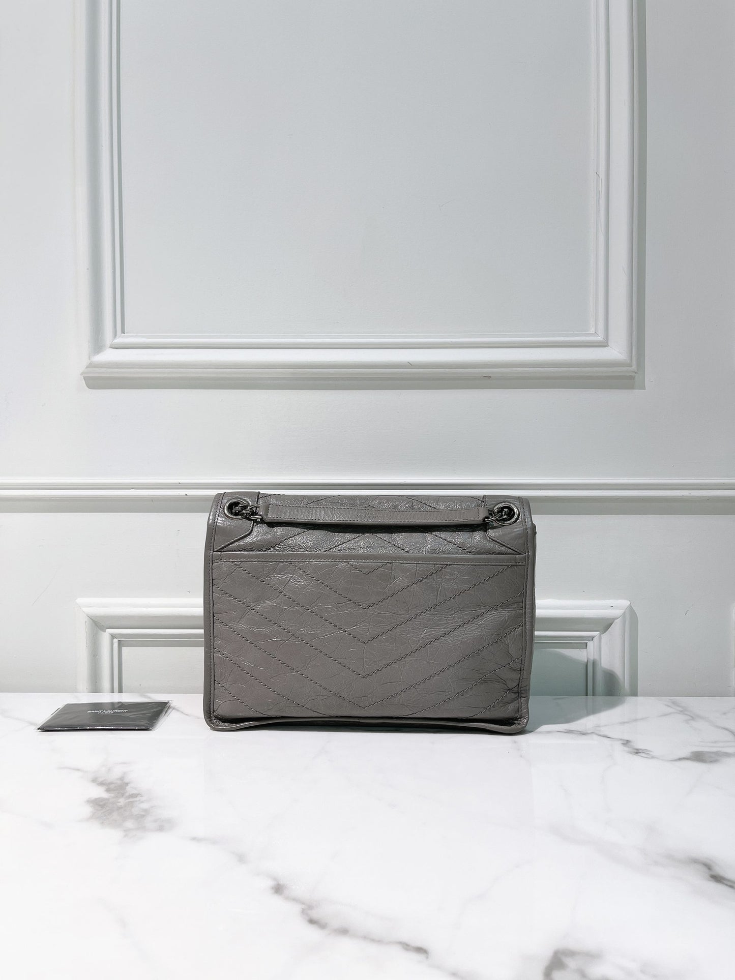 YSL NIKI MEDIUM, Gray/Silver