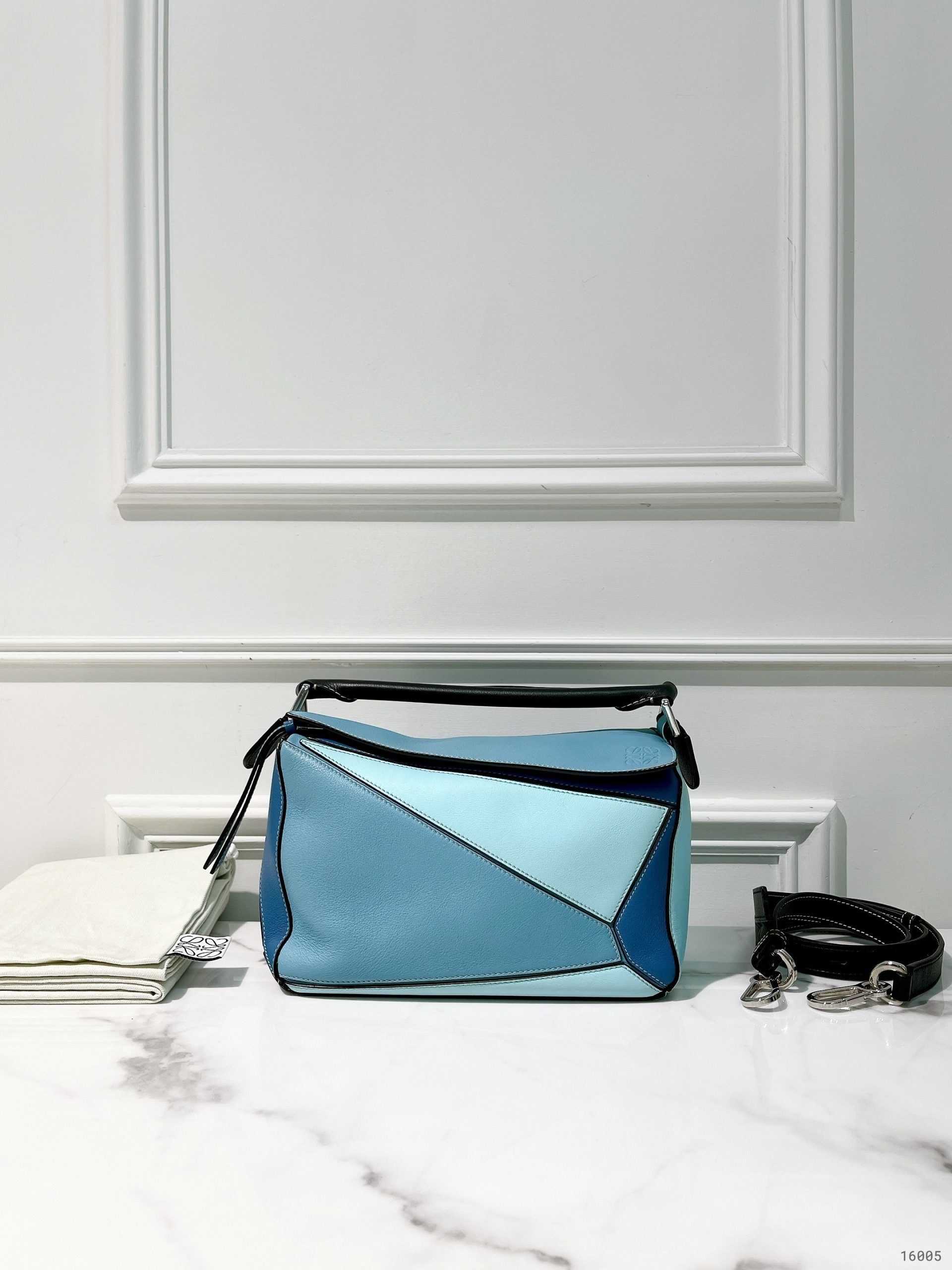 LOEWE SMALL PUZZLE, Blue/Silver