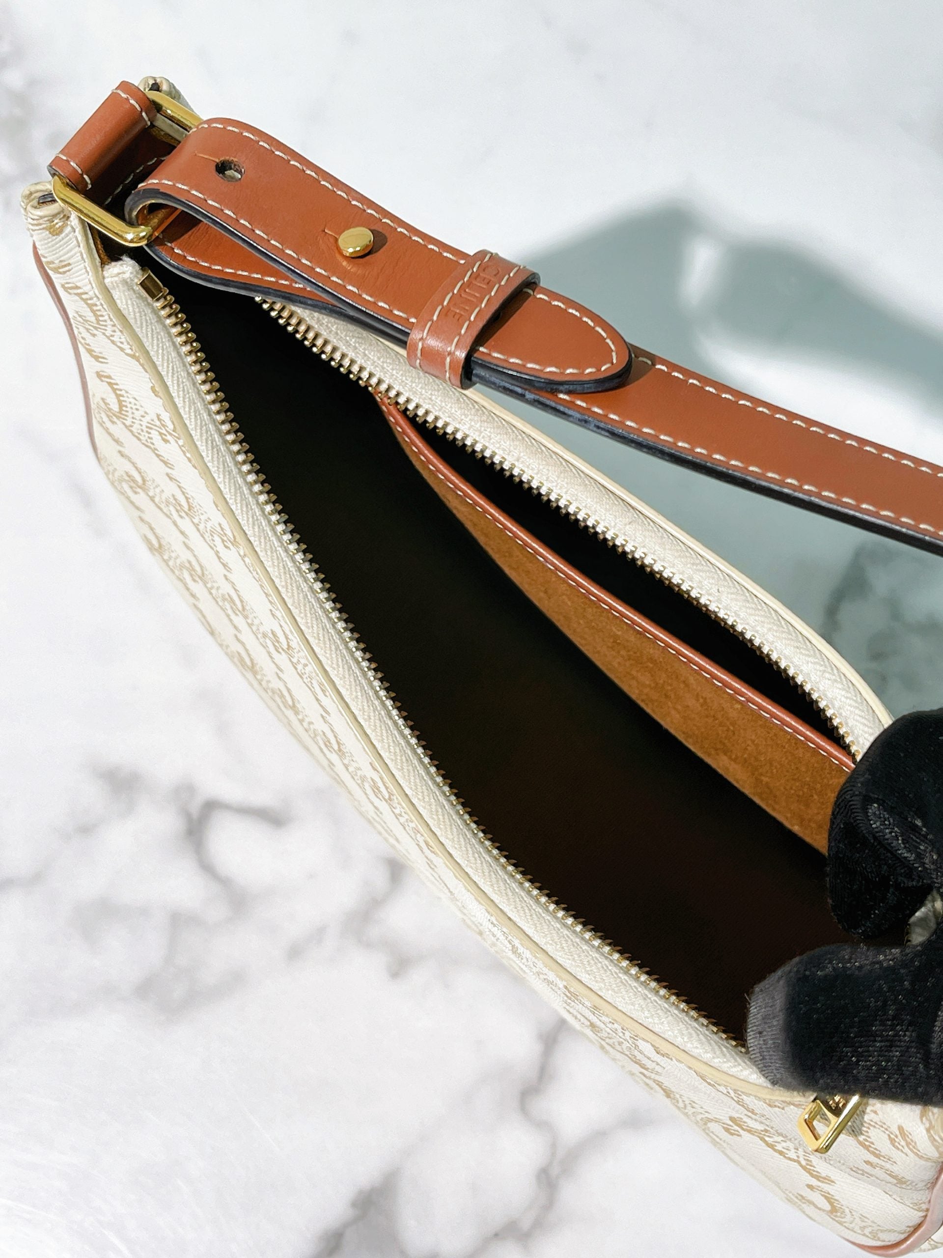 CELINE AVA BAG, White/Gold