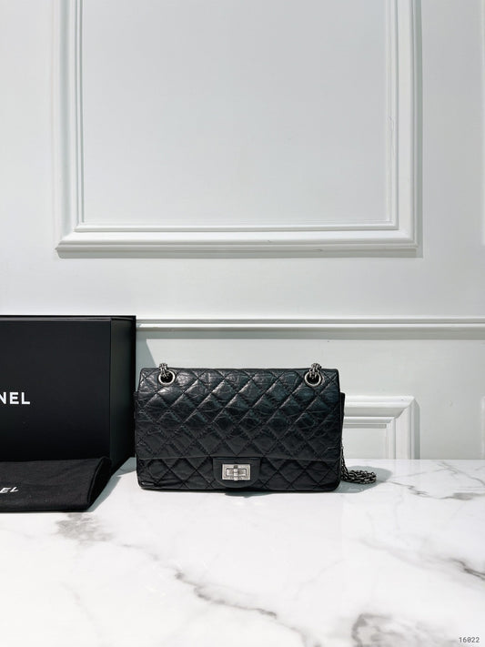 CHANEL SMALL 2.55 FLAP, Black/Silver