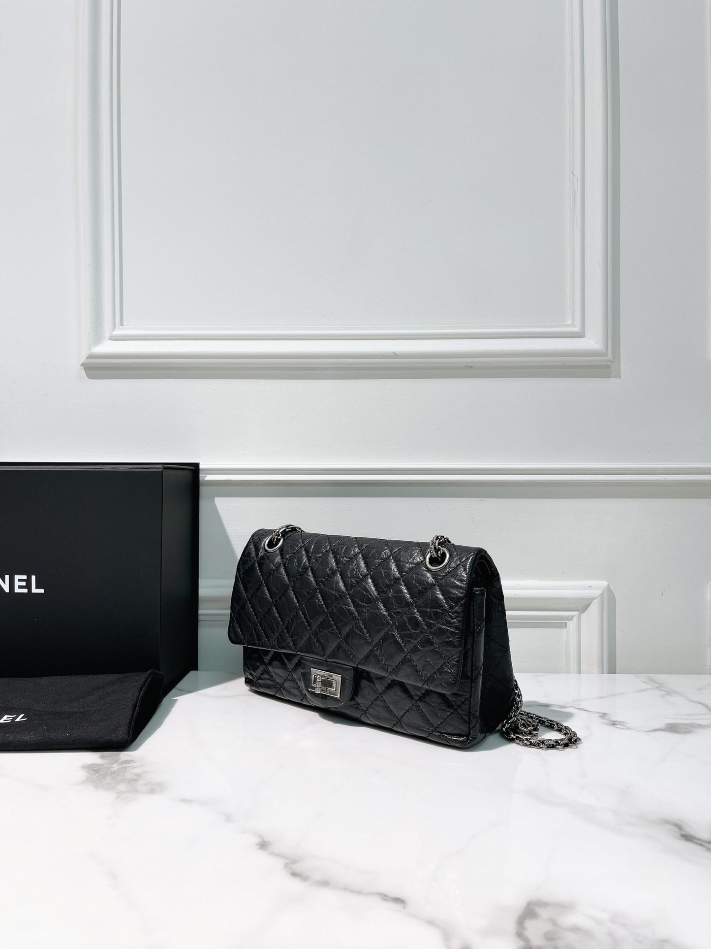 CHANEL SMALL 2.55 FLAP, Black/Silver
