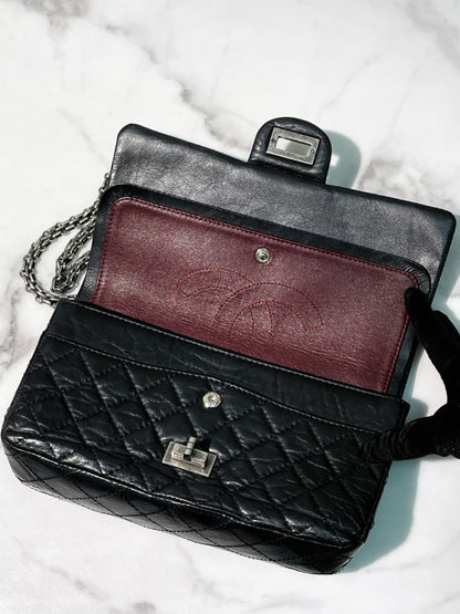CHANEL SMALL 2.55 FLAP, Black/Silver