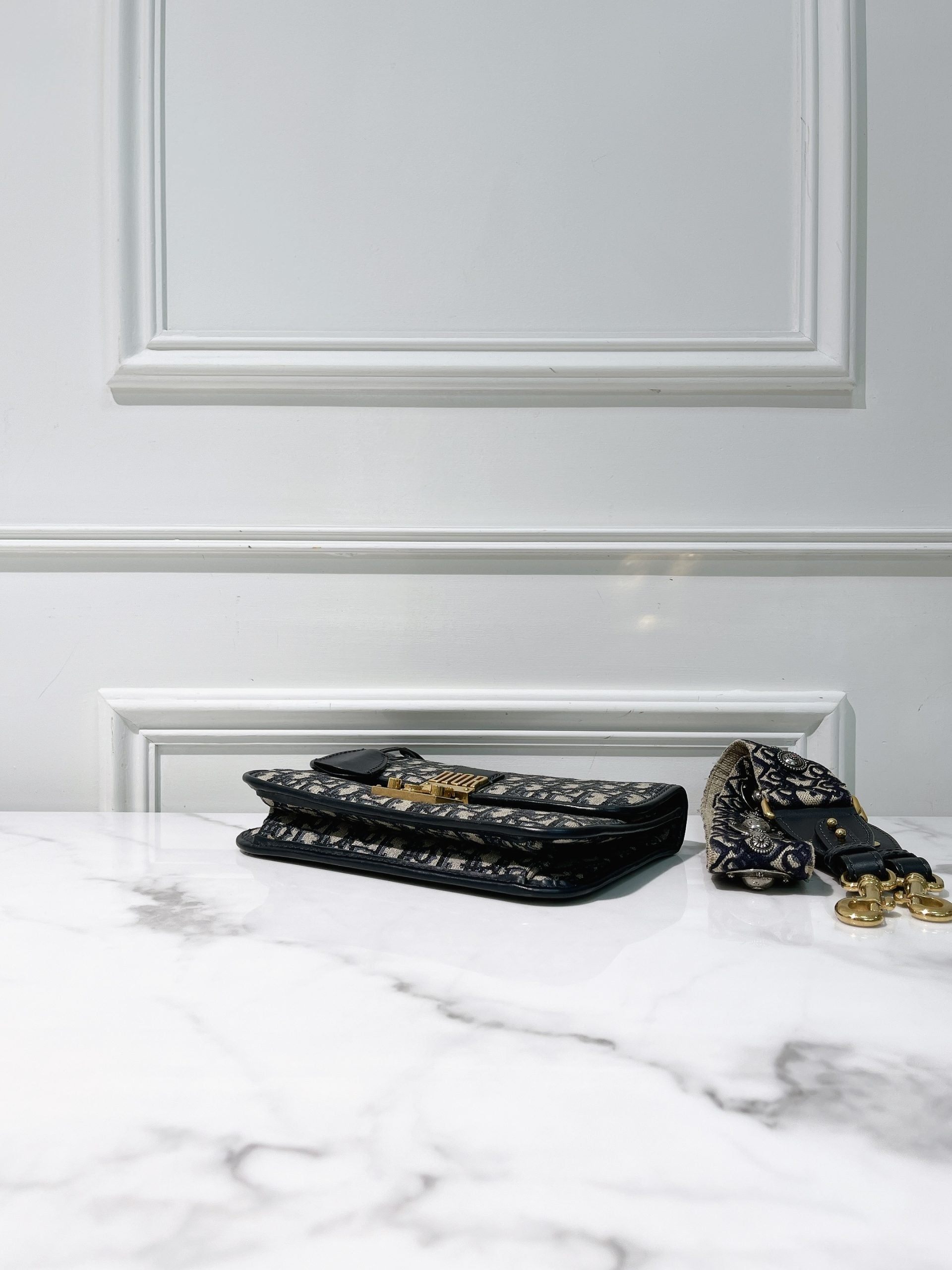 DIOR ADDICT MESSENGER BAG