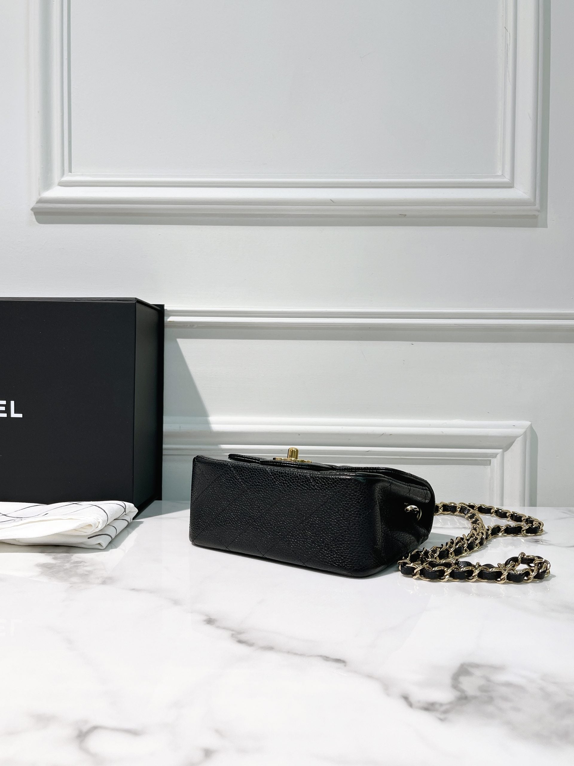 CHANEL MINI SQUARE, Black/Gold