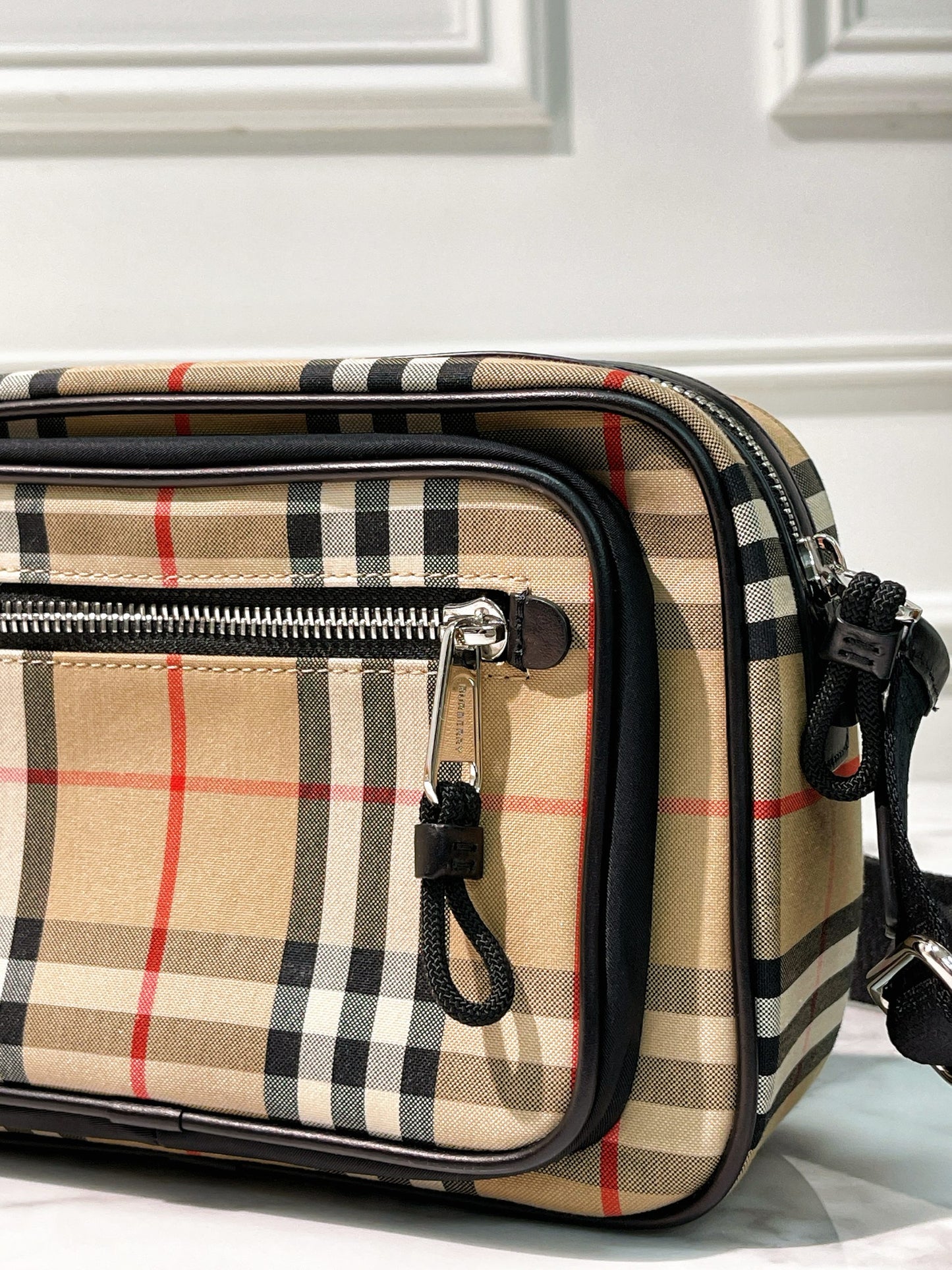 BURBERRY CAMERA BAG