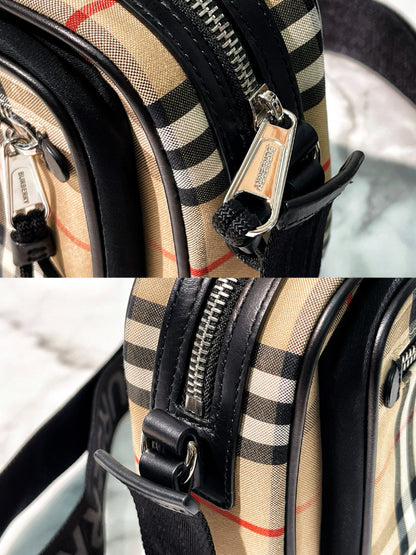 BURBERRY CAMERA BAG