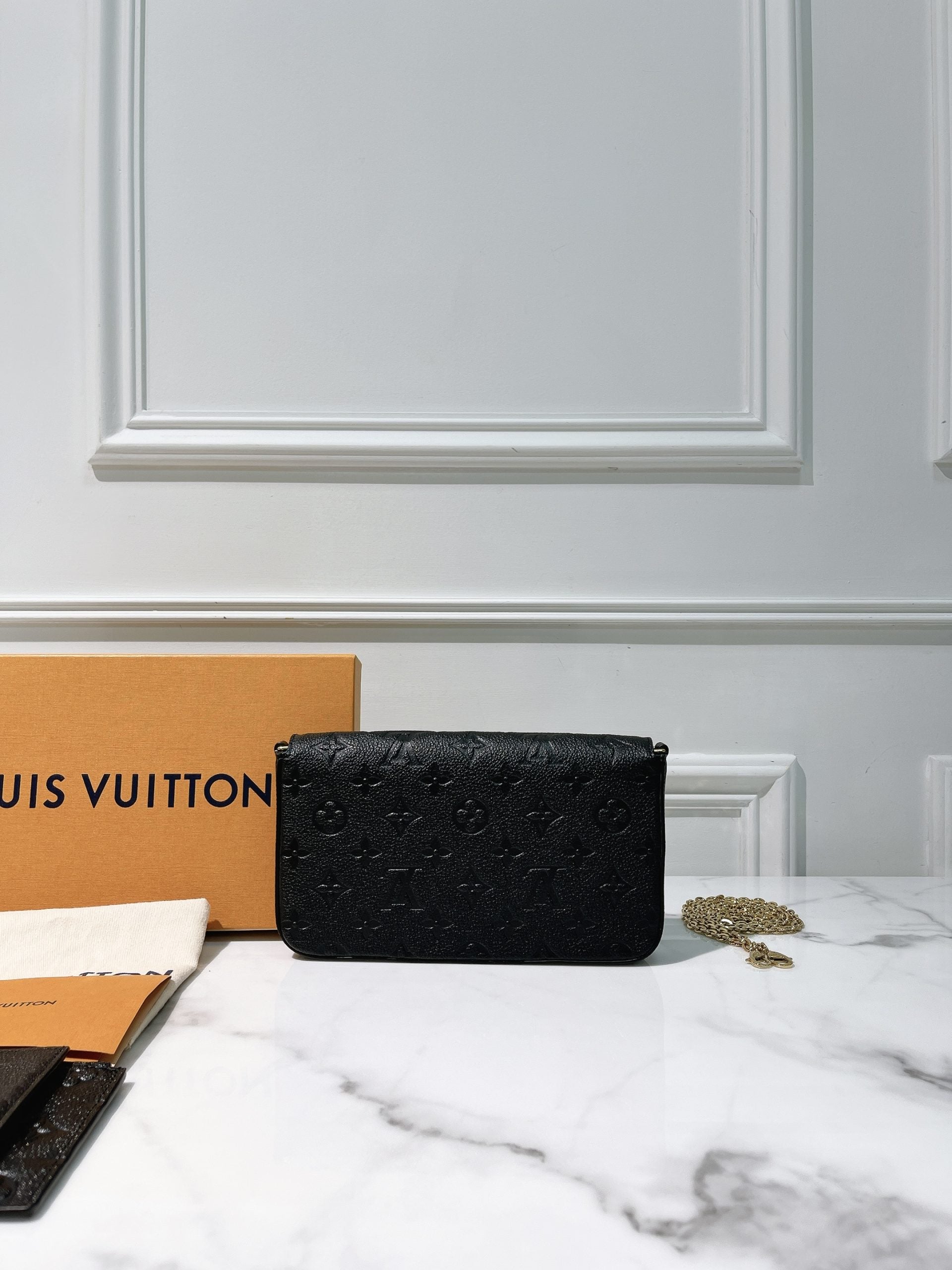 LV FELICIE POCHETTE, Black/Gold