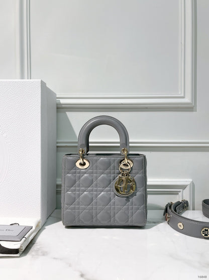 DIOR SMALL LADY DIOR, Gray/Gold