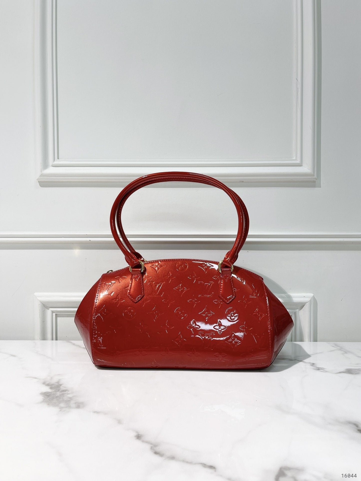 LV VINTAGE HANDBAG, Red