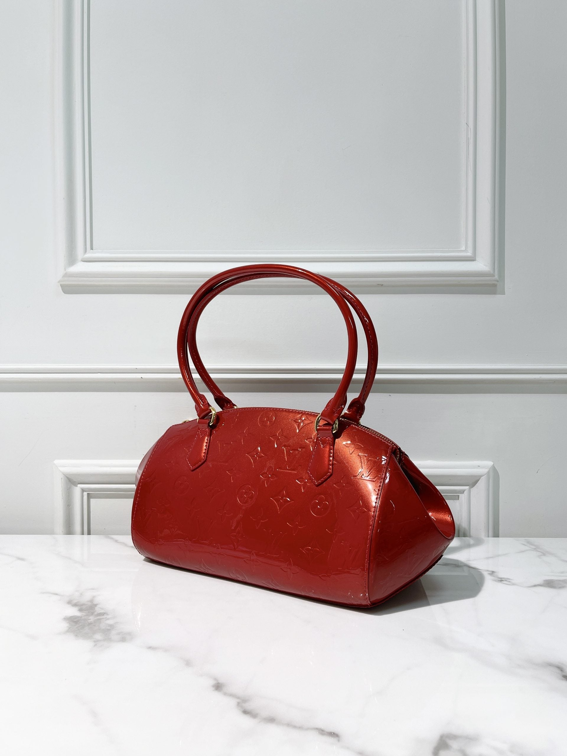 LV VINTAGE HANDBAG, Red