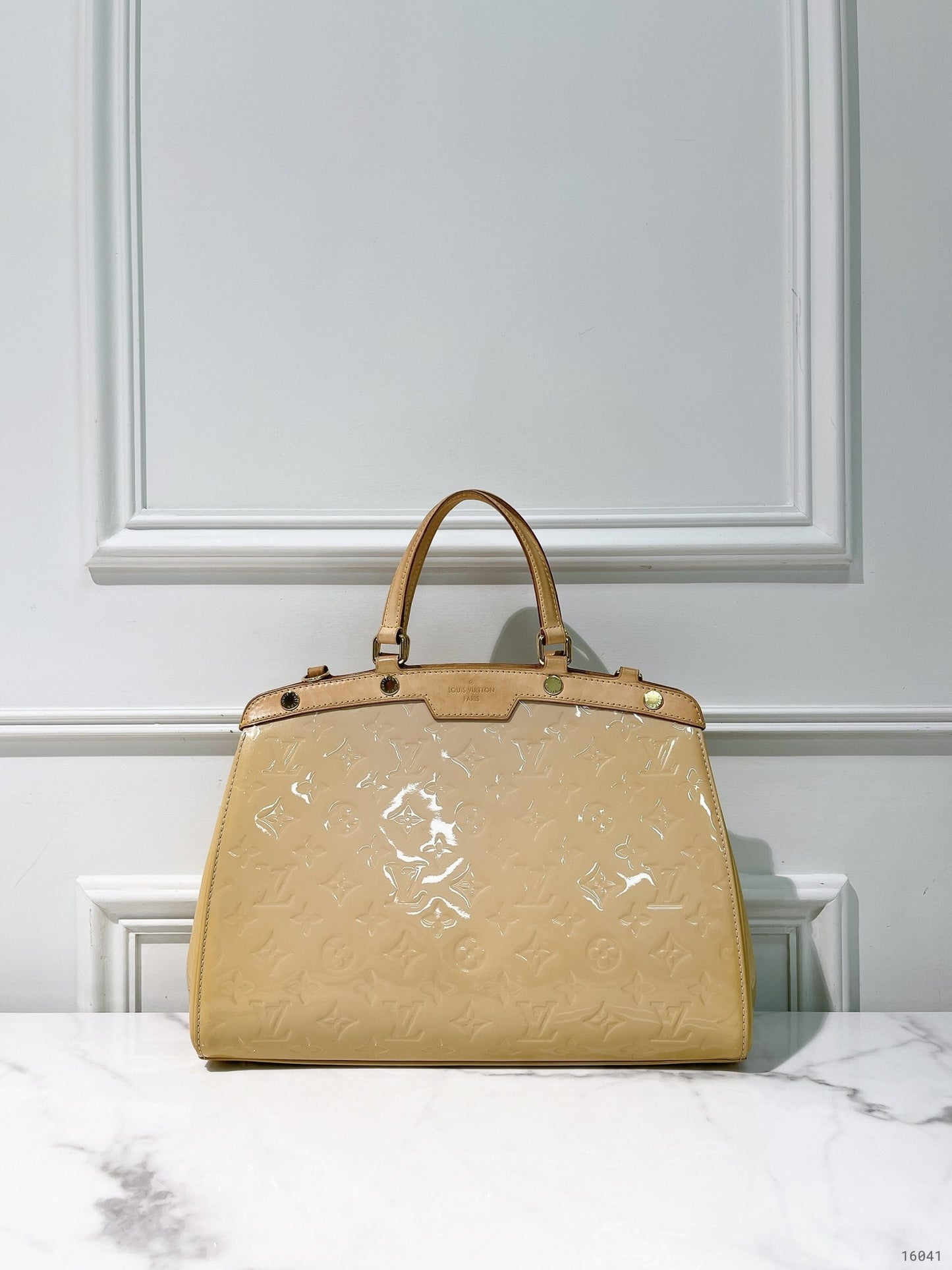 LV VINTAGE HANDBAG